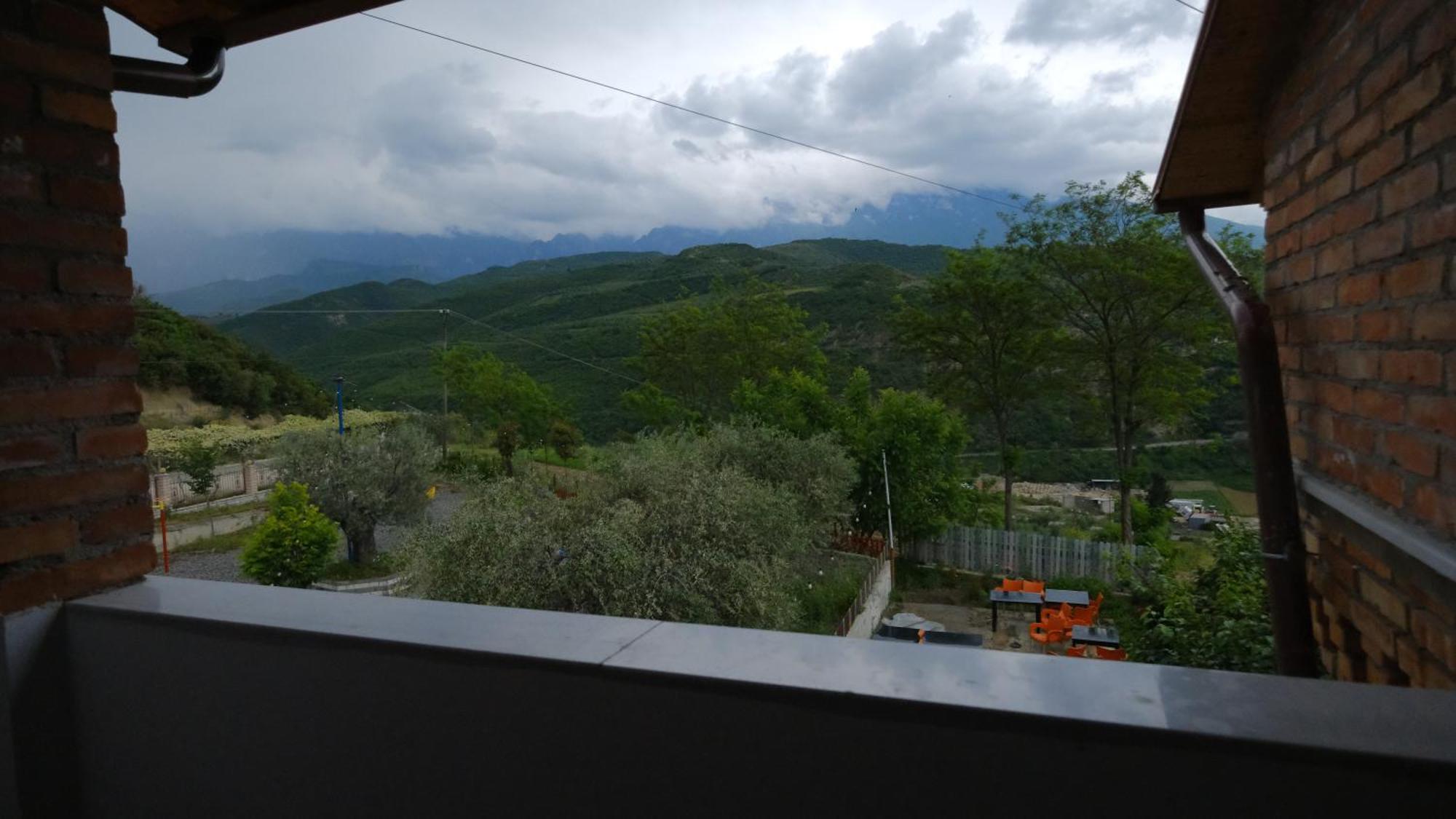 Salillari Guest House Berat Exteriör bild